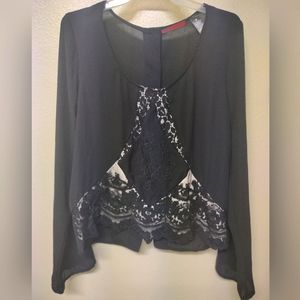 Bke beautiful lace top